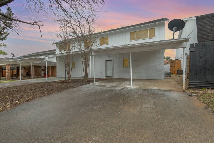 Home in Arlington, US