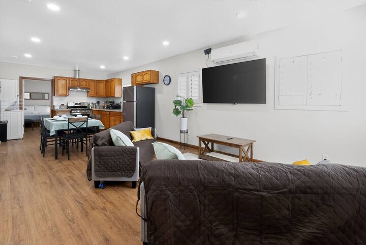 Home in Los Angeles, US