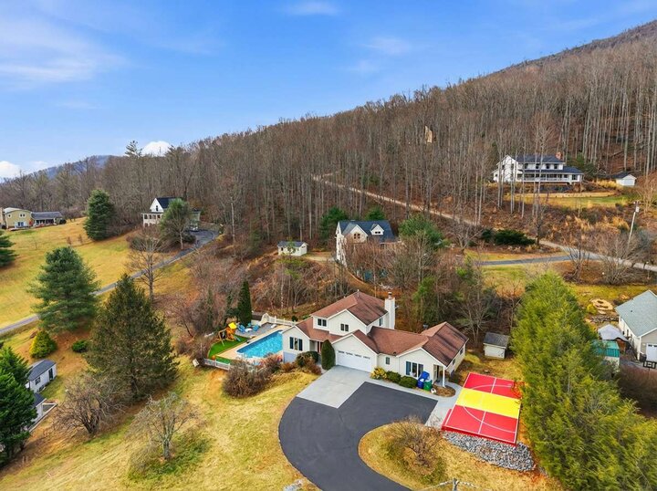 House in Asheville, US