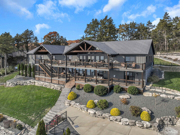 House in Sunrise Beach, US