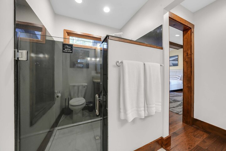 House in Sunrise Beach, US