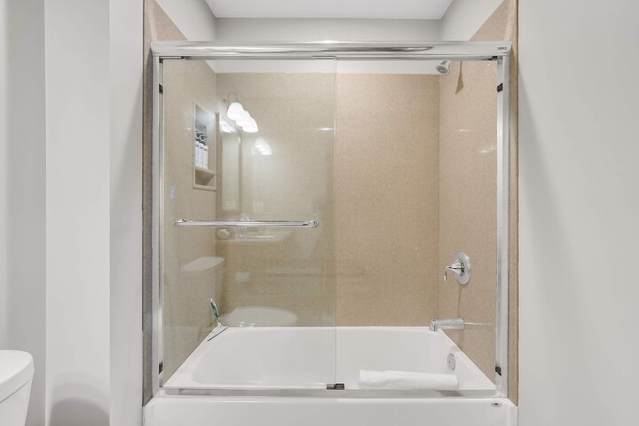 House in Sunrise Beach, US