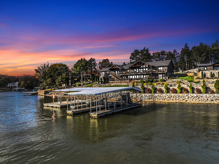 House in Sunrise Beach, US