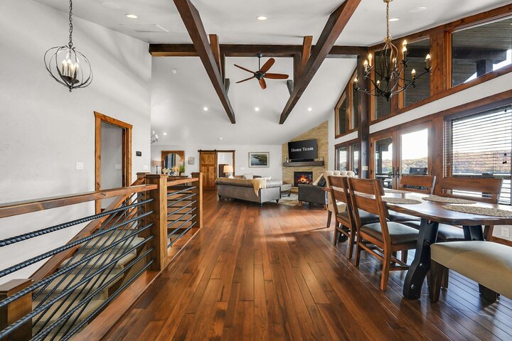 House in Sunrise Beach, US