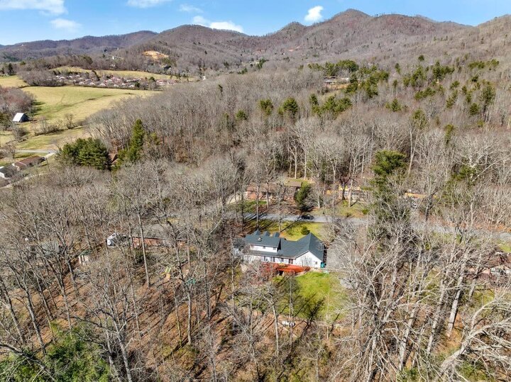 House in Candler, US
