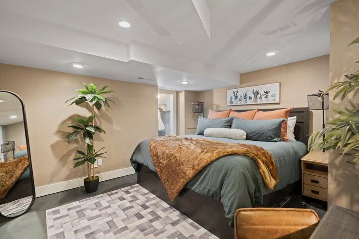 House in Candler, US