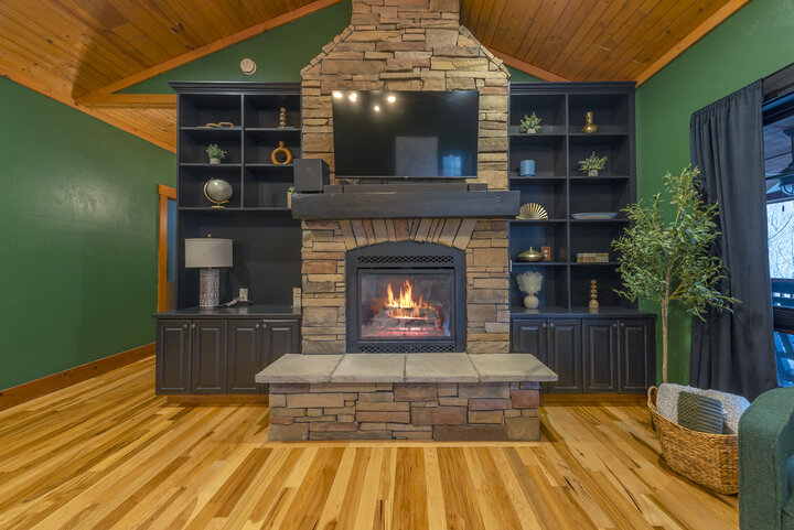 House in Black Mountain, US