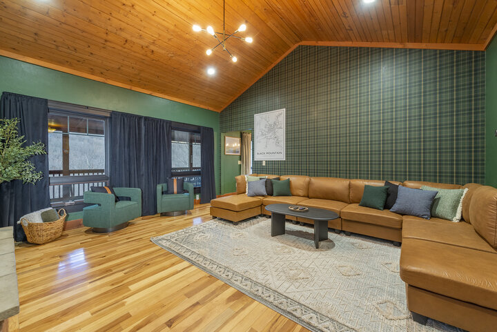 House in Black Mountain, US