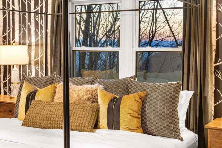 House in Asheville, US