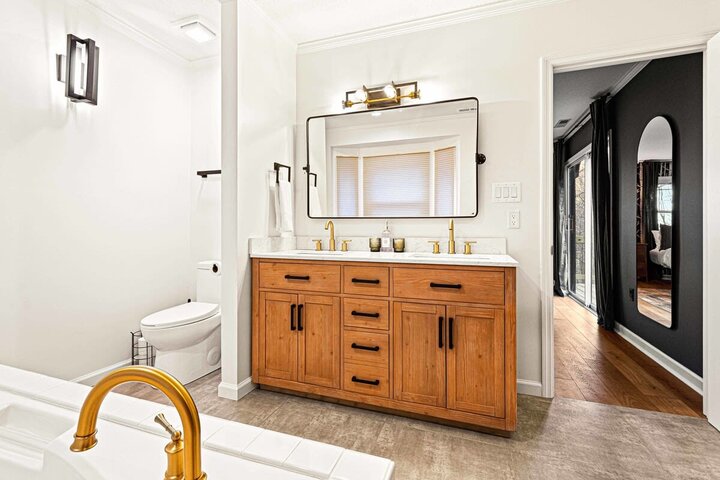 House in Asheville, US