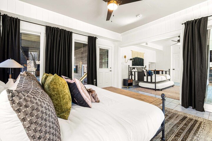 House in Asheville, US