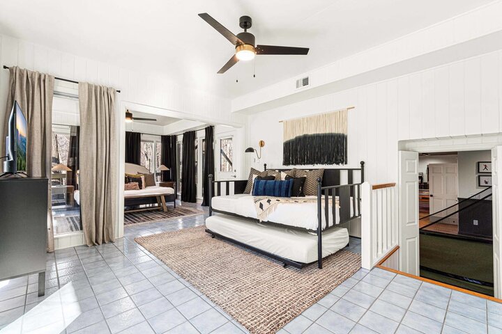 House in Asheville, US