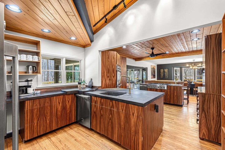 House in Asheville, US