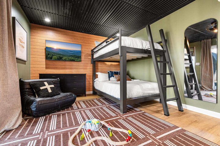 House in Asheville, US