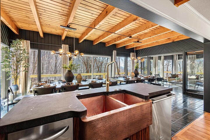 House in Asheville, US