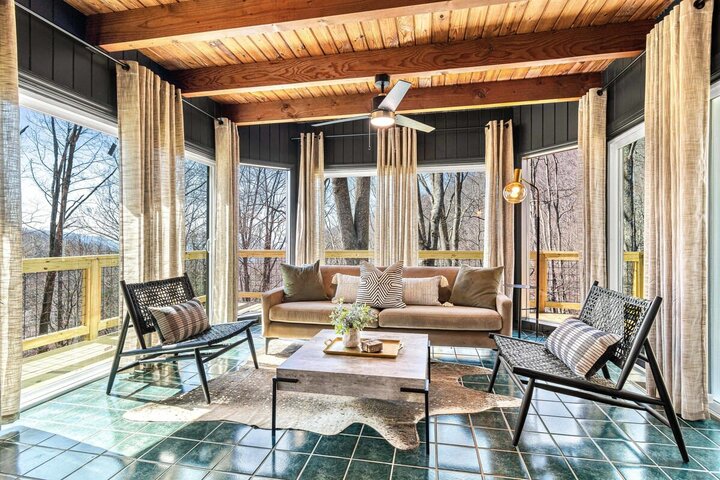 House in Asheville, US