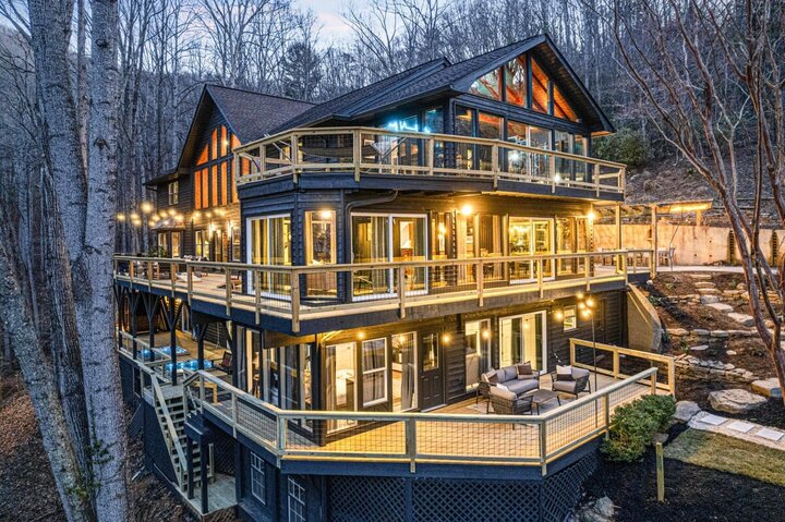 House in Asheville, US