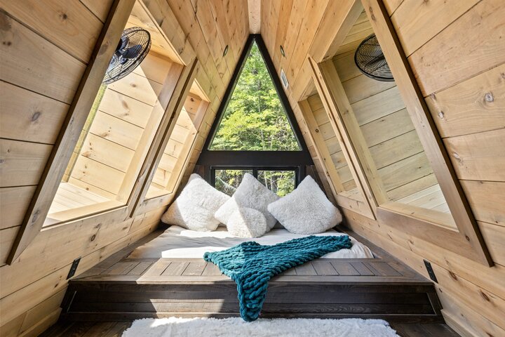 Cabin in Morganton, US