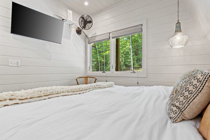 Cabin in Morganton, US