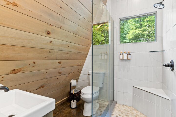 Cabin in Morganton, US