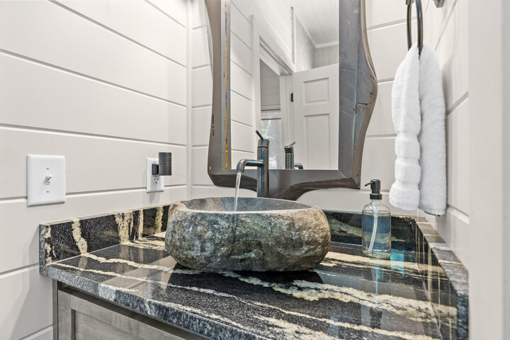 Cabin in Morganton, US