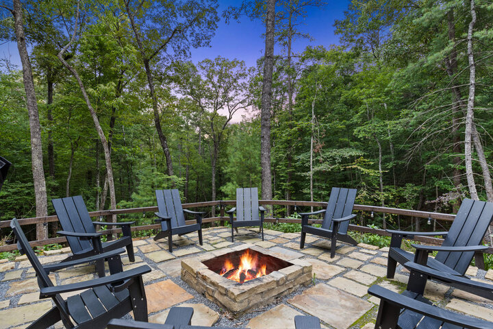 Cabin in Morganton, US