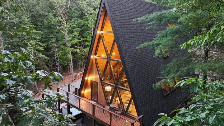 Cabin in Morganton, US