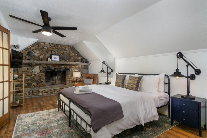 House in Asheville, US