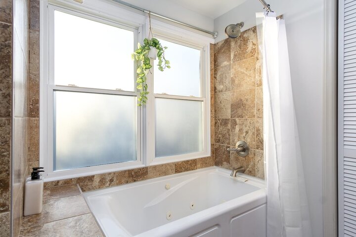 House in Asheville, US