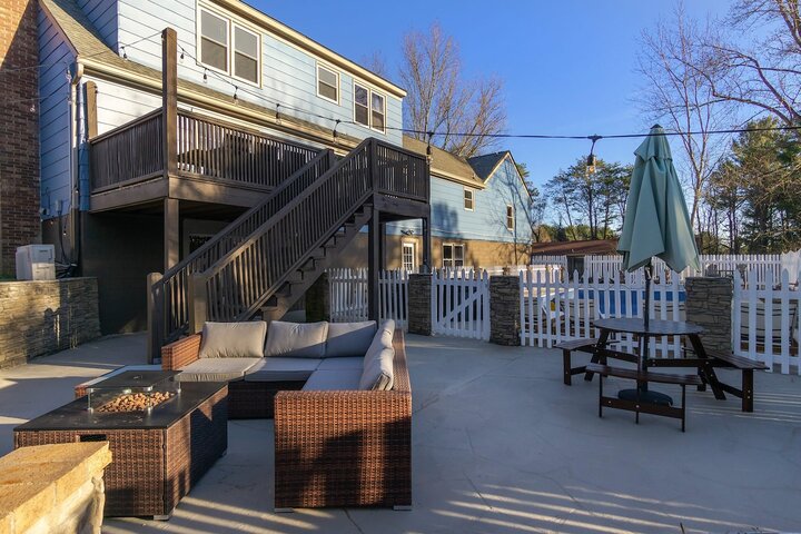 House in Asheville, US