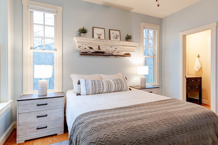 House in Lake Lure, US