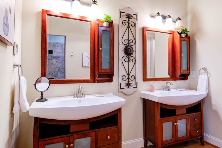 House in Lake Lure, US