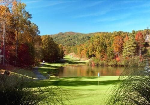 House in Lake Lure, US