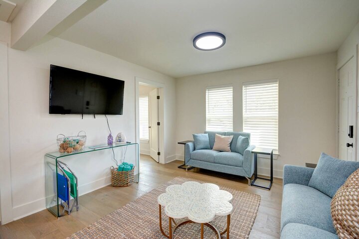 Guest house in Galveston, US