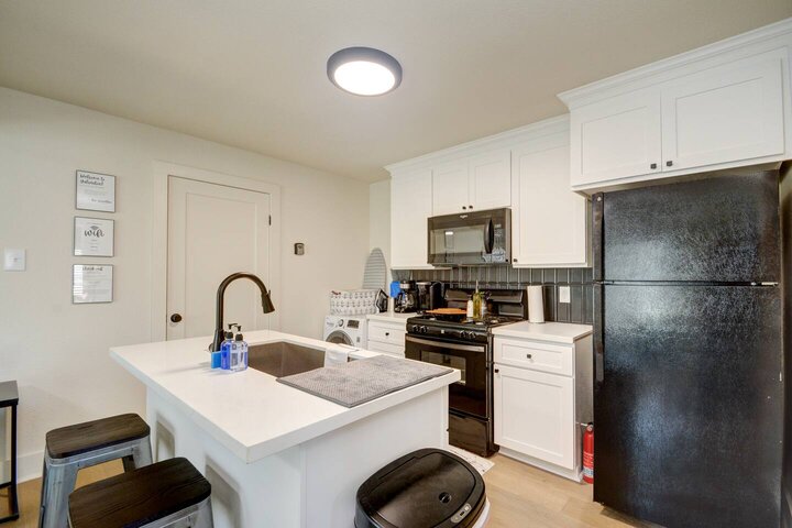 Guest house in Galveston, US