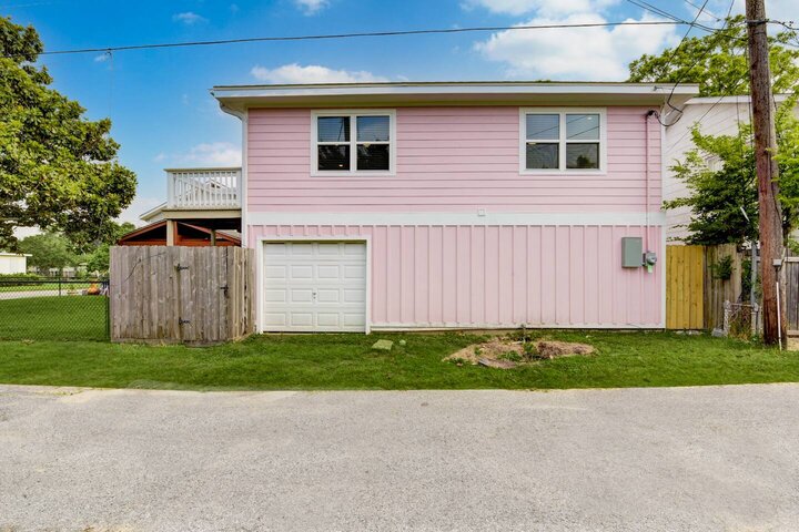 Rental unit in Galveston, US