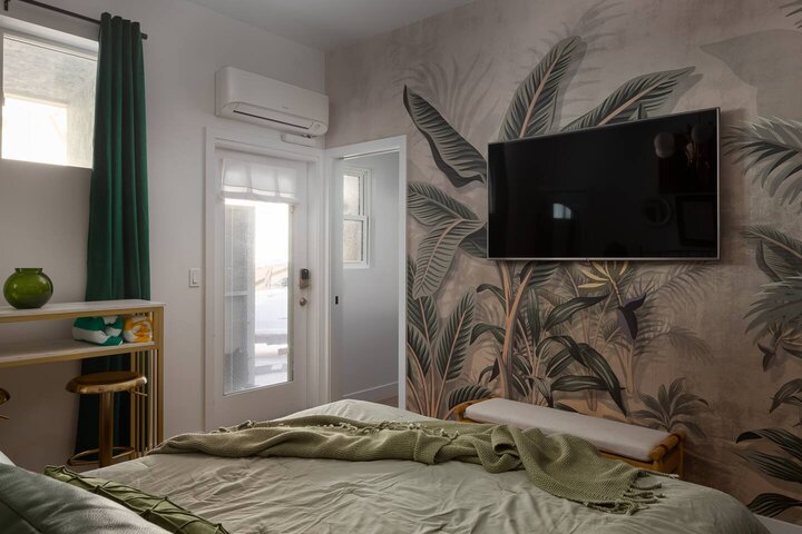 Guest house in San Diego, US