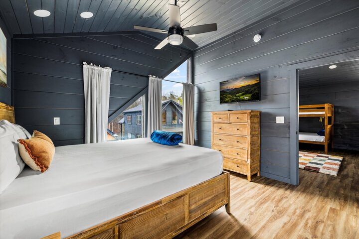 Cabin in Pigeon Forge, US