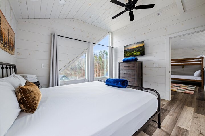 Cabin in Pigeon Forge, US