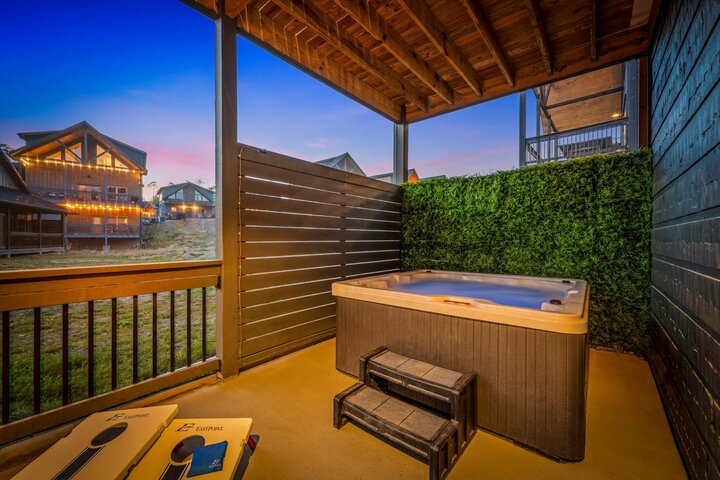 Cabin in Pigeon Forge, US