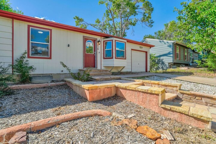 Apartment in Colorado Springs, US