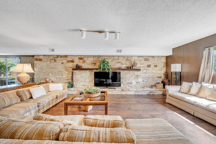 House in Universal City, US