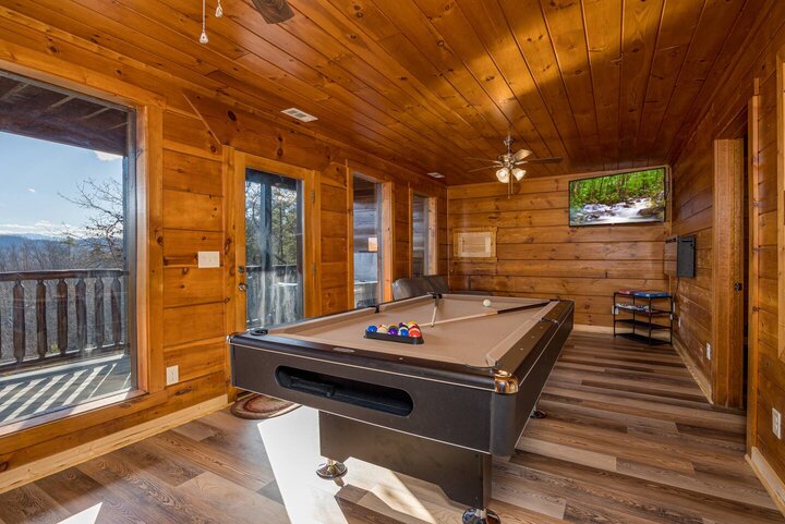 Cabin in Sevierville, US