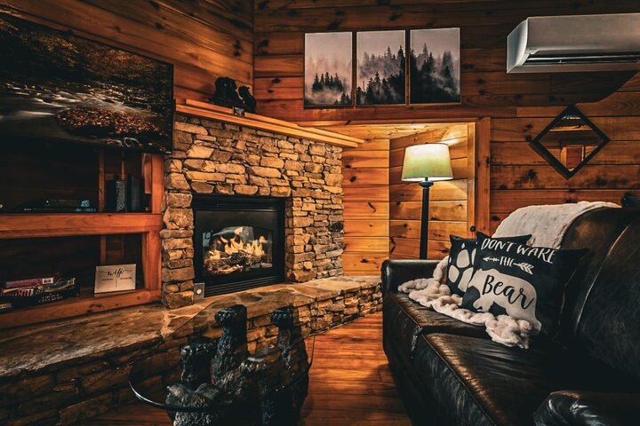 Cabin in Gatlinburg, US