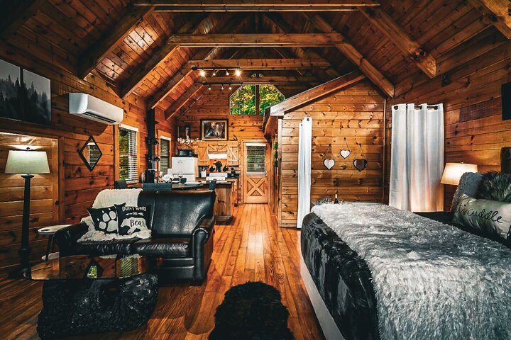 Cabin in Gatlinburg, US