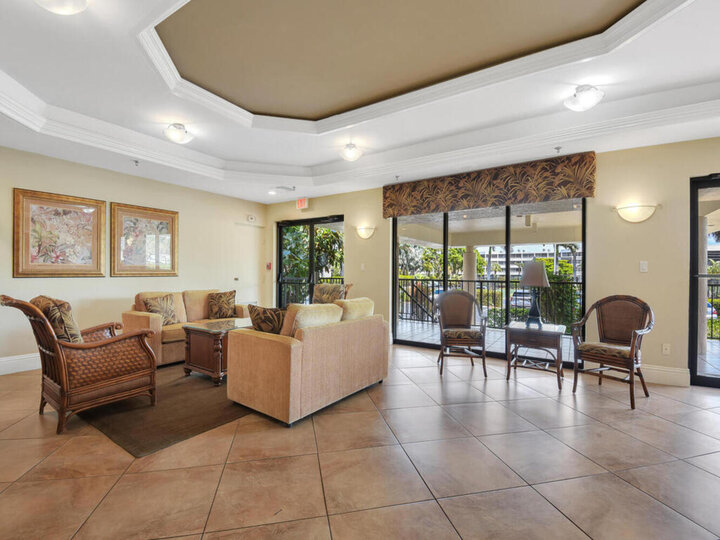 Condo in Marco Island, US