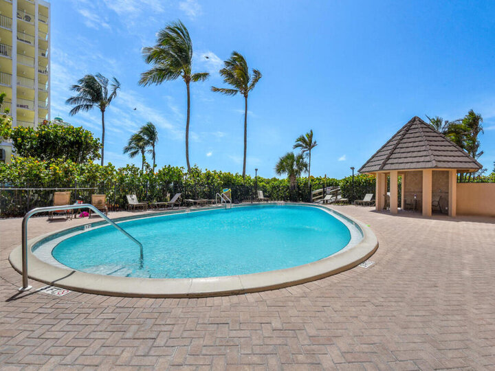 Condo in Marco Island, US