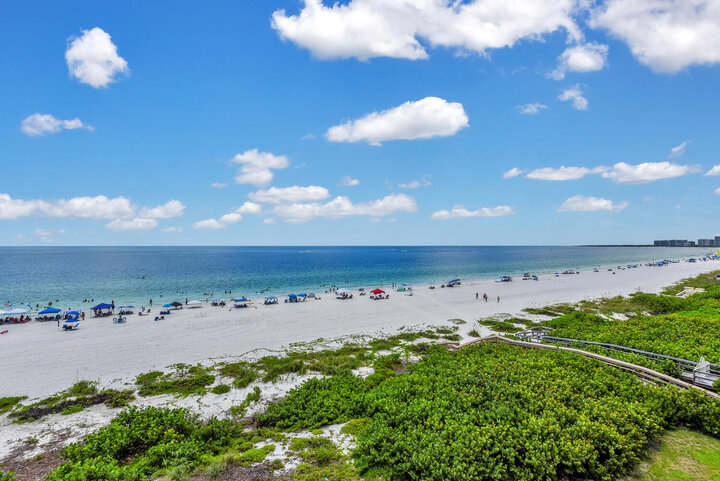 Condo in Marco Island, US