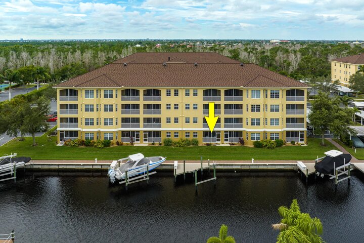 Condo in Cape Coral, US