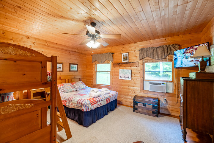 Cabin in Bryson City, US